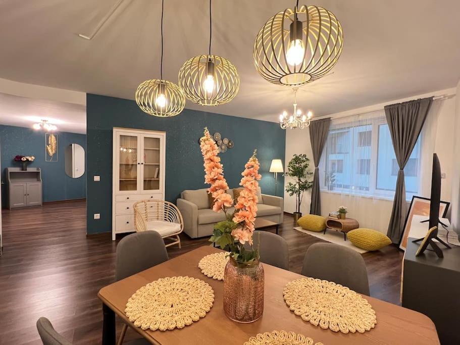 Erkel Luxury Home, Budapest